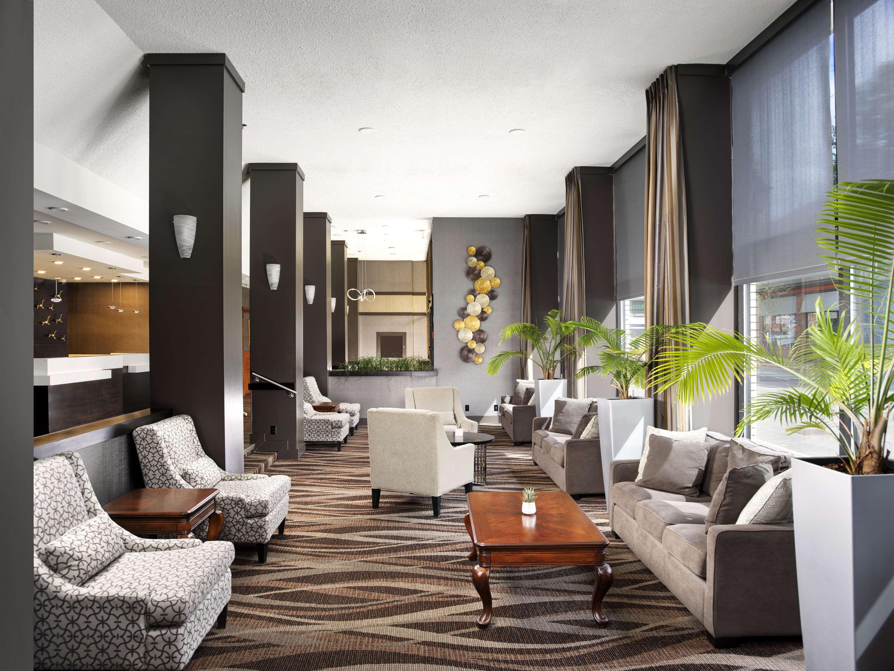 Best Western Plus Carlton Plaza Hotel Виктория Экстерьер фото