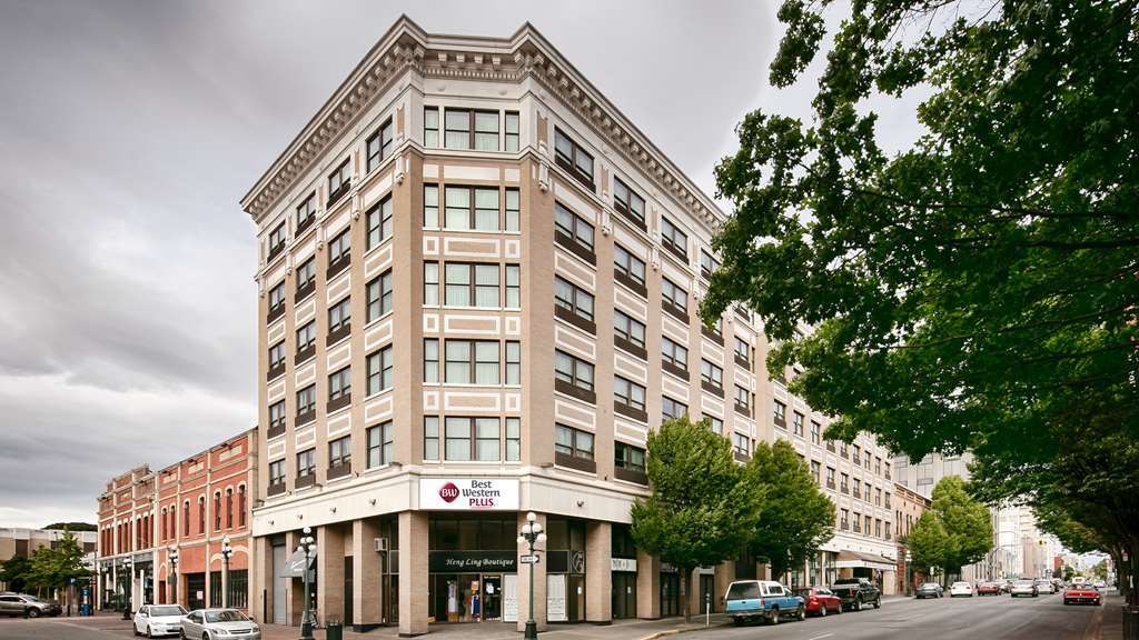 Best Western Plus Carlton Plaza Hotel Виктория Экстерьер фото